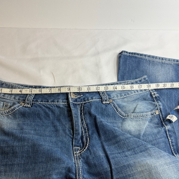 Classic Blue Straight Men's Jeans - Picture 5 of 9